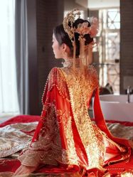 -LOVE SHINE婚纱·红鼎庄龙凤褂·妈妈装定制
