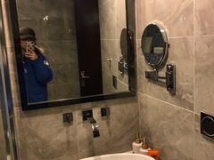 -泸州唯逸酒店(大山坪警察学院店)