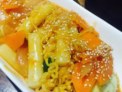 炒拉面年糕-意成料理
