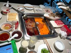 -海底捞火锅鲜切牛肉主题店(长寿路店)