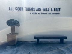 -Chom Cafe and Restaurant