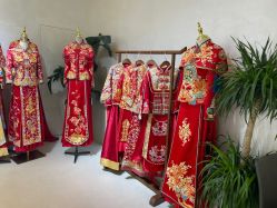 -洋洋婚纱品牌集合店