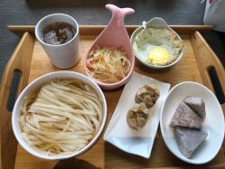 -卓玥国际月子会所(罗山路店)