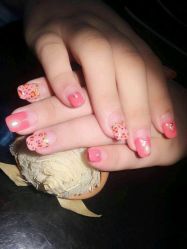 -EMILY艾枚莉美甲美睫·美颜·现磨咖啡