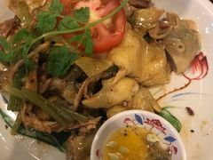 越式盐焗麻油鸡-大头虾越式风味餐厅(光明广场店)