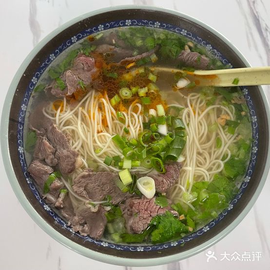 高佬牛肉粉(雅居花园店)