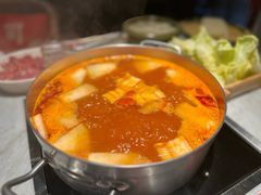 -尚尚仙·酸汤猪手·猪肚鸡火锅(华联万柳购物中心店)