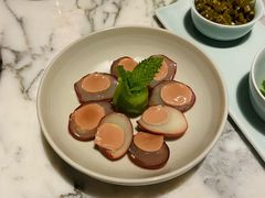 鸽蛋酿鹅肝-湖滨28中餐厅·西湖宴·杭州君悦酒店