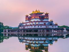 航母沙拉五选二款-吃饼人西餐(南开店)