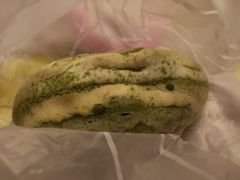抹茶厚芋泥红豆包-LELECHA乐乐茶(美罗城店)