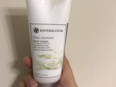-Bath & Bloom Flagship Store at Central World