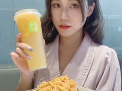 -奈雪的茶(花城汇中区PRO店)