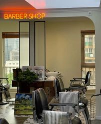 -理昂男士理发店 Barber shop