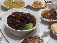 -梅利汴京烤鸭•开封豫菜地标店(东大街店)