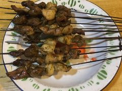 羊肉串-老钟家烤羊排·敦伊阁清真餐厅胡羊焖饼