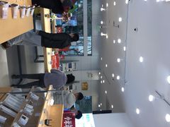 -工会驿站-中国移动上海公司云莲营业厅户外职工爱心接力站