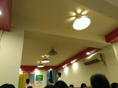 大堂-卓粤拉肠(红庙店)
