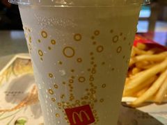 -麦当劳(新王府井店)