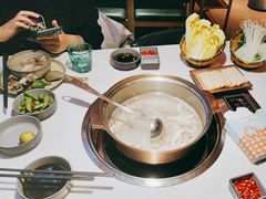 -喃喃椰·糟粕醋·椰子鸡火锅(七堡花园店)