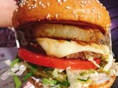 -The Habit Burger Grill 哈比特汉堡(爱琴海店)
