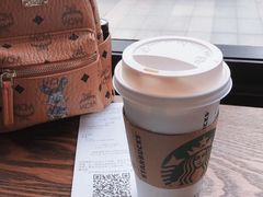 -星巴克(济南美莲广场店)