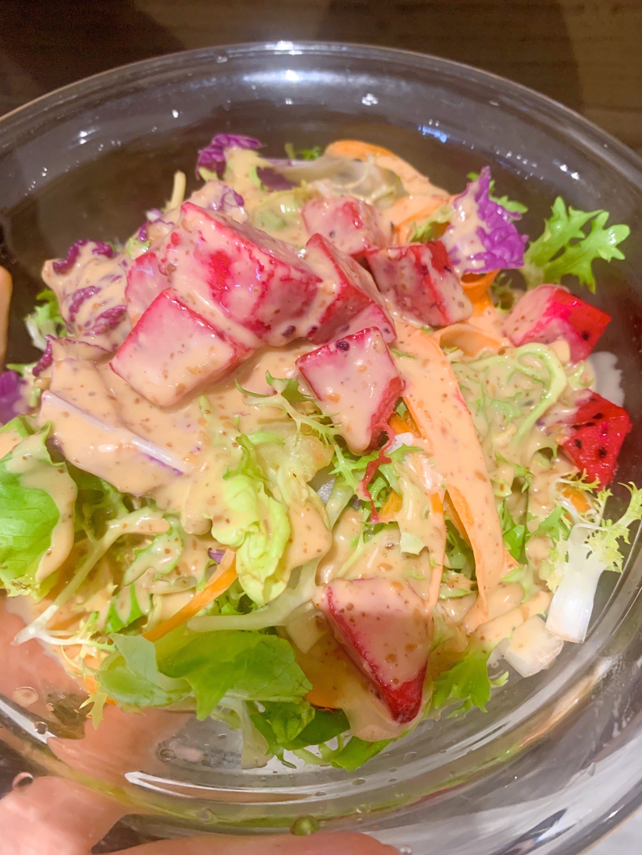 让这道蔬菜沙拉成为你的美味慰藉,带你感受生活中的小确幸