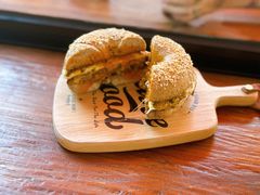 -Catch Bagel(芳草地店)