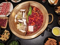 -沸炉重庆老火锅(军事博物馆店)