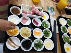 -妈妈故事米线(市府恒隆店)