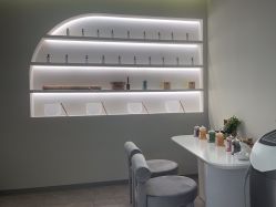 -VE专注问题肌·赛诺龙&科学美肤中心