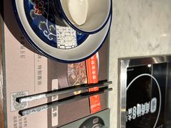 -尚尚仙·酸汤猪手·猪肚鸡火锅(华联万柳购物中心店)