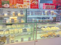 -白玉兰食品甜凤店(合生汇店)