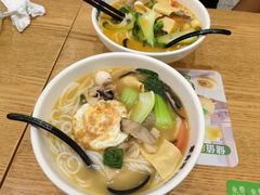 -蒙自源米线大王(宝安尖岗山店)