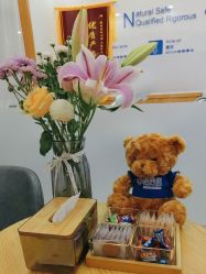 -靓芙泉祛痘.科技美肤连锁