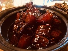 黑毛猪肉（红烧、腐乳）-双塔老饭店