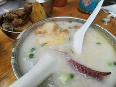 -陈老添美食店(宝华路店)