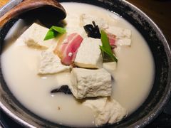 土家手掰柴火豆腐-吃饭皇帝大土家民族菜(正大广场店)