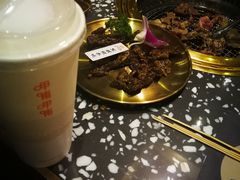 -黑牛の場烤肉(摩天活力城店)