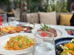 -九月里.自由花园餐厅