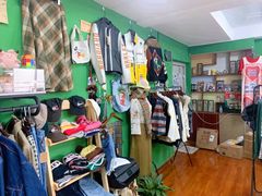 -Oolong乌龙茶古着店