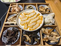 -野菌皇海景野生菌火锅(滨海大道店)