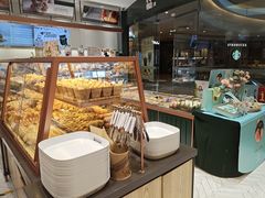 面包甜点陈列柜-多乐之日(颐堤港店)