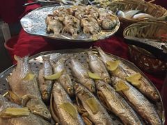 -车头老二大排档