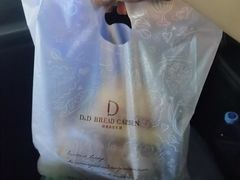 -顶东面包花园·生日蛋糕(世博店)