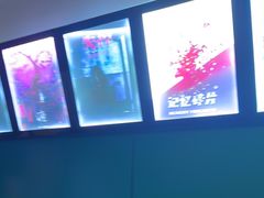-荒岛实景沉浸密室(江汉路1店)