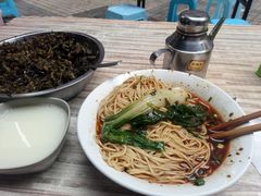 -重庆小面·抄手(解放碑好吃街店)