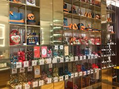 -VENCHI 闻绮(上海佛罗伦萨小镇店)