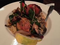 The&nbsp;Fish&nbsp;Hopper&nbsp;Seafood&nbsp;&Steaks-Fish Hopper