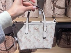 -砂之船奥莱(南京江宁店)