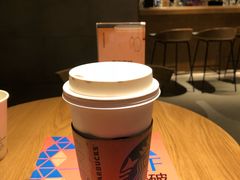 -星巴克(静安嘉里中心B2店)